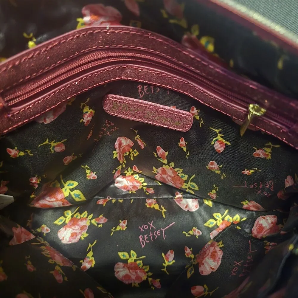Betsey Johnson Floral Zipper Makeup Bag Heart Logo Black Pink Green